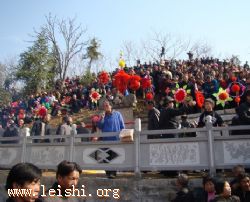 走进雷氏祠