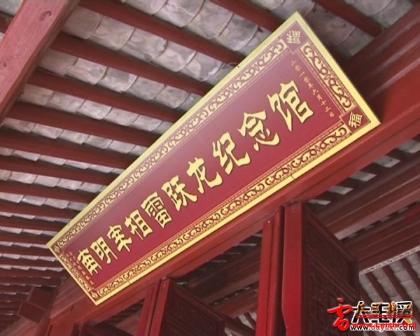 152535t8a58aym58zuvt0p.jpg