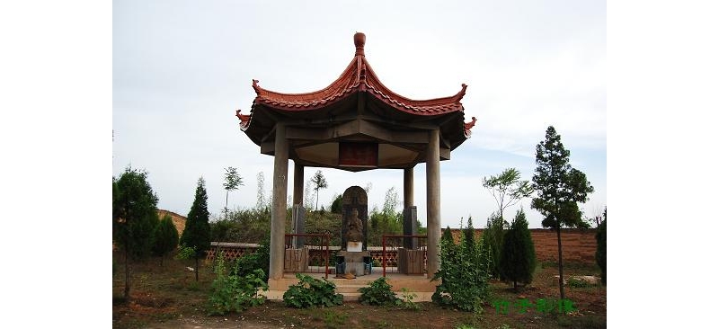 雷公墓